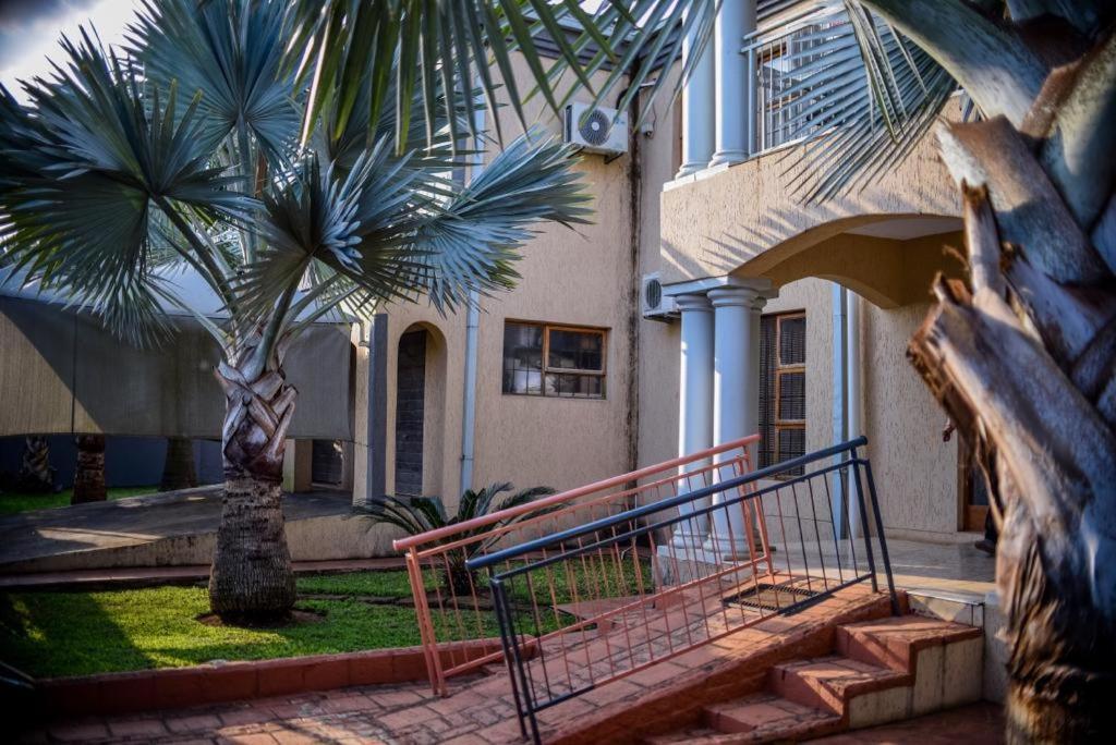 Tshedza Guest Lodge Louis Trichardt Kültér fotó