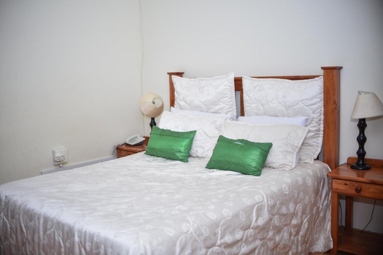 Tshedza Guest Lodge Louis Trichardt Kültér fotó