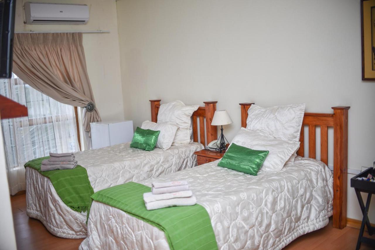 Tshedza Guest Lodge Louis Trichardt Kültér fotó