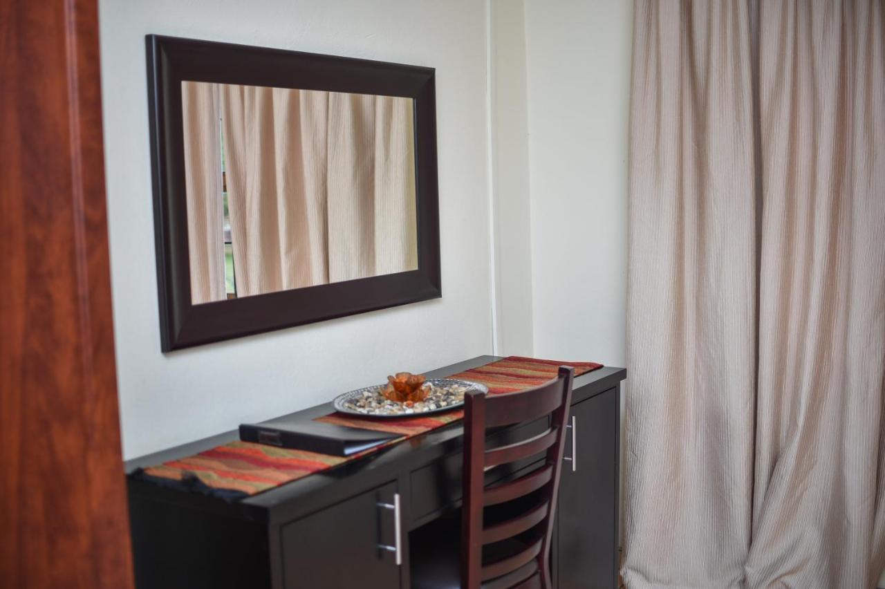 Tshedza Guest Lodge Louis Trichardt Kültér fotó